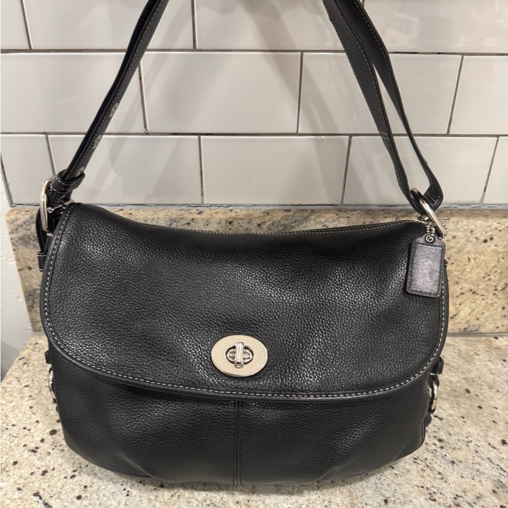 COACH LEGACY BLACK Pebbled Leather Soho TURNLOCK Crossbody Handbag F15170